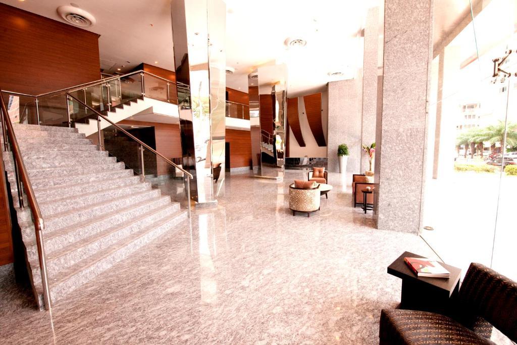 Torres De Alba Hotel & Suites Panama City Exterior photo