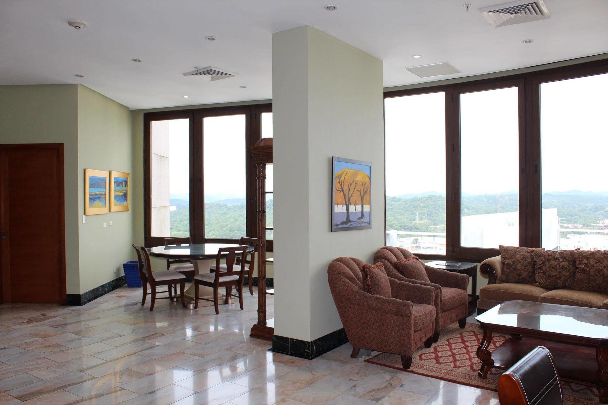 Torres De Alba Hotel & Suites Panama City Exterior photo